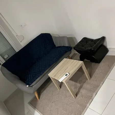 Appartement Calme Dans Villa Individuelle Bagnols-sur-Cèze Extérieur photo